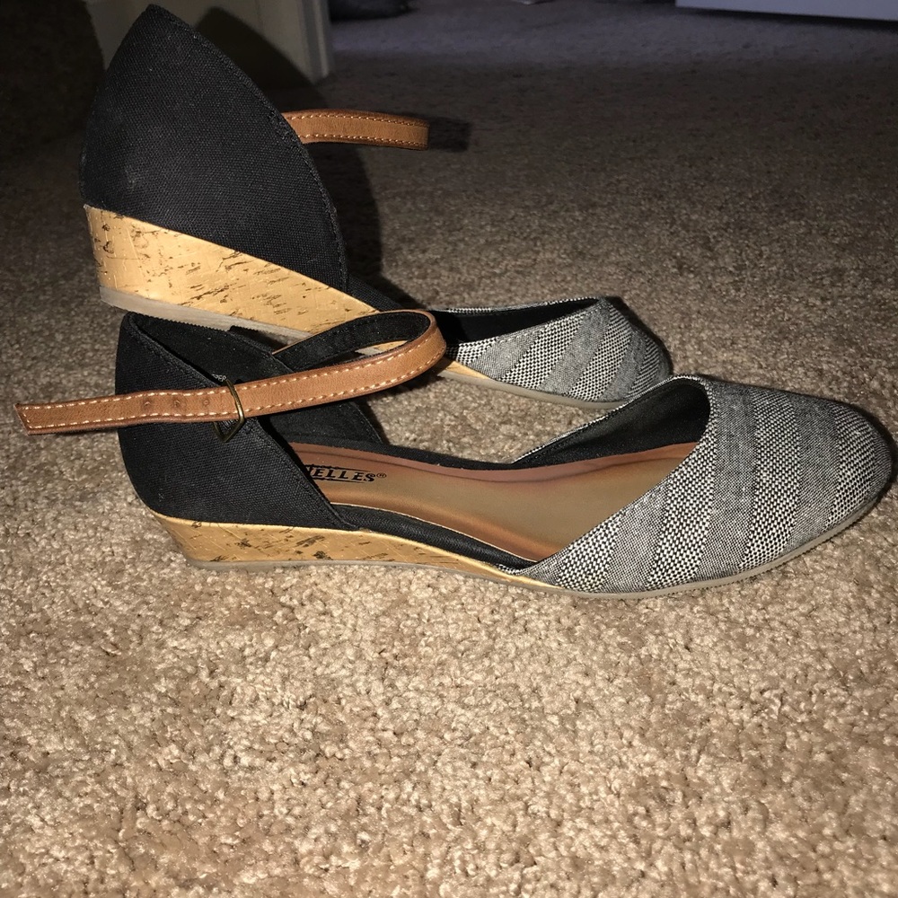 Round toe small wedges
